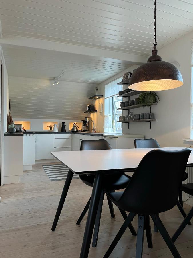 Apartment Downtown - Great View! Klaksvík 外观 照片
